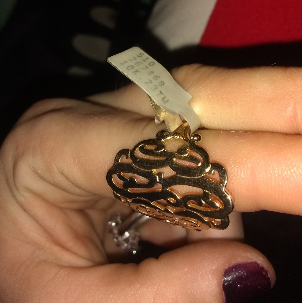 Ring - Picture 4 of 4